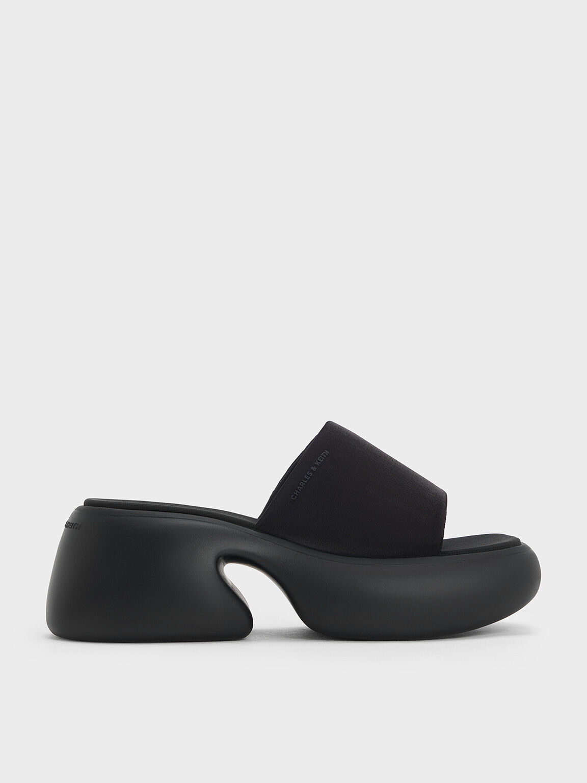 Sepatu Platform Mules Silk Baxie, Black Textured, hi-res