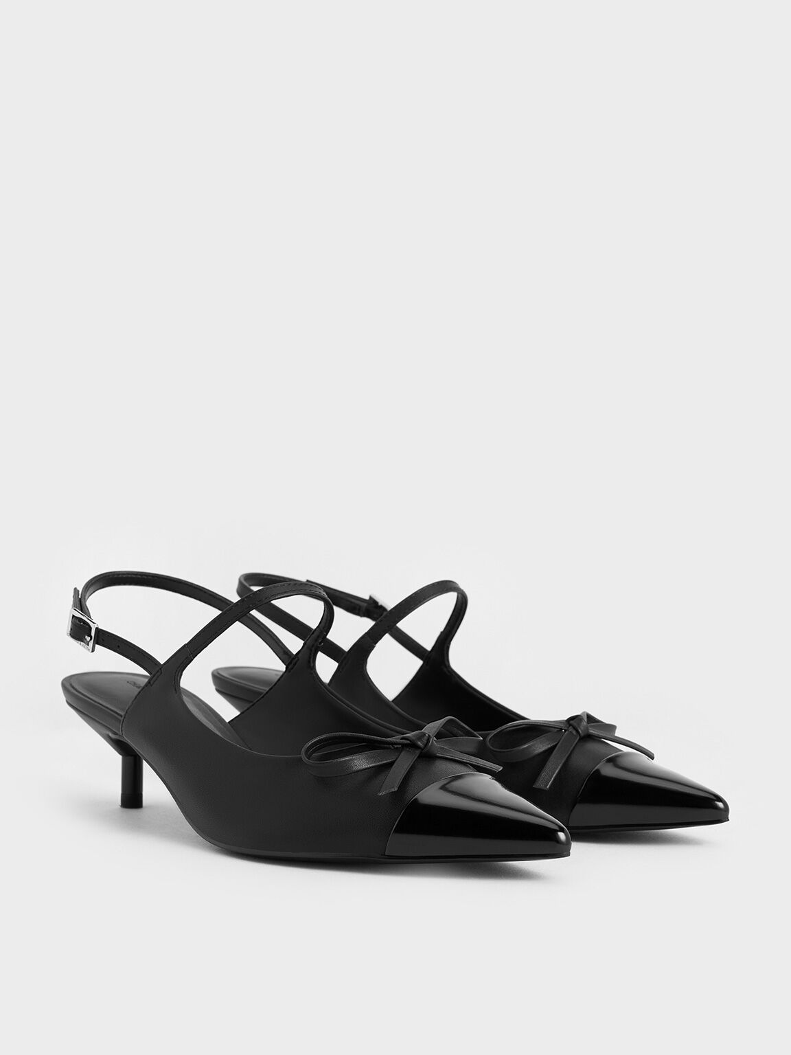 Sepatu Slingback Pumps Kitten-Heel Cap-Toe Bow, Black, hi-res