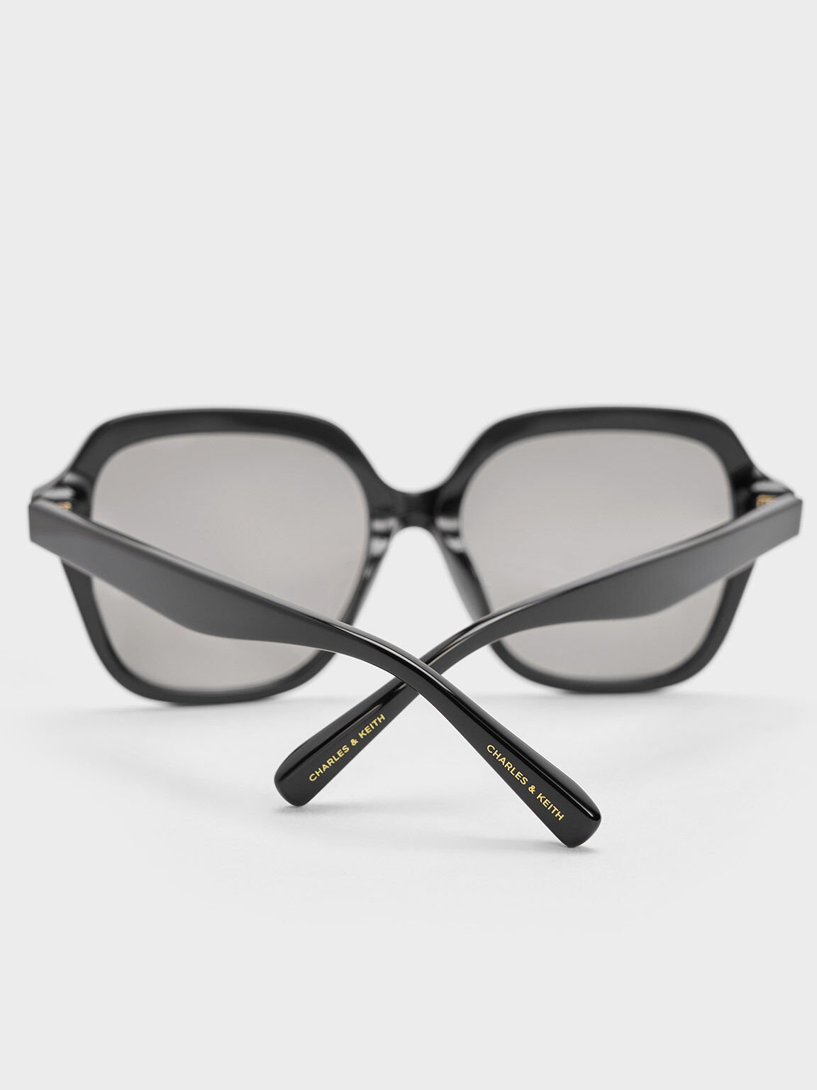 Recycled Acetate Wide-Square Sunglasses, Black, hi-res