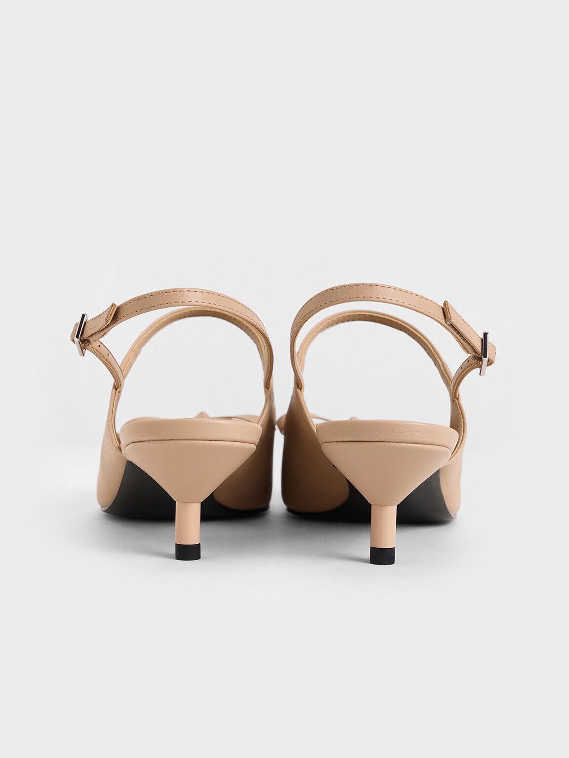 Sepatu Slingback Pumps Kitten-Heel Cap-Toe Bow, Nude, hi-res