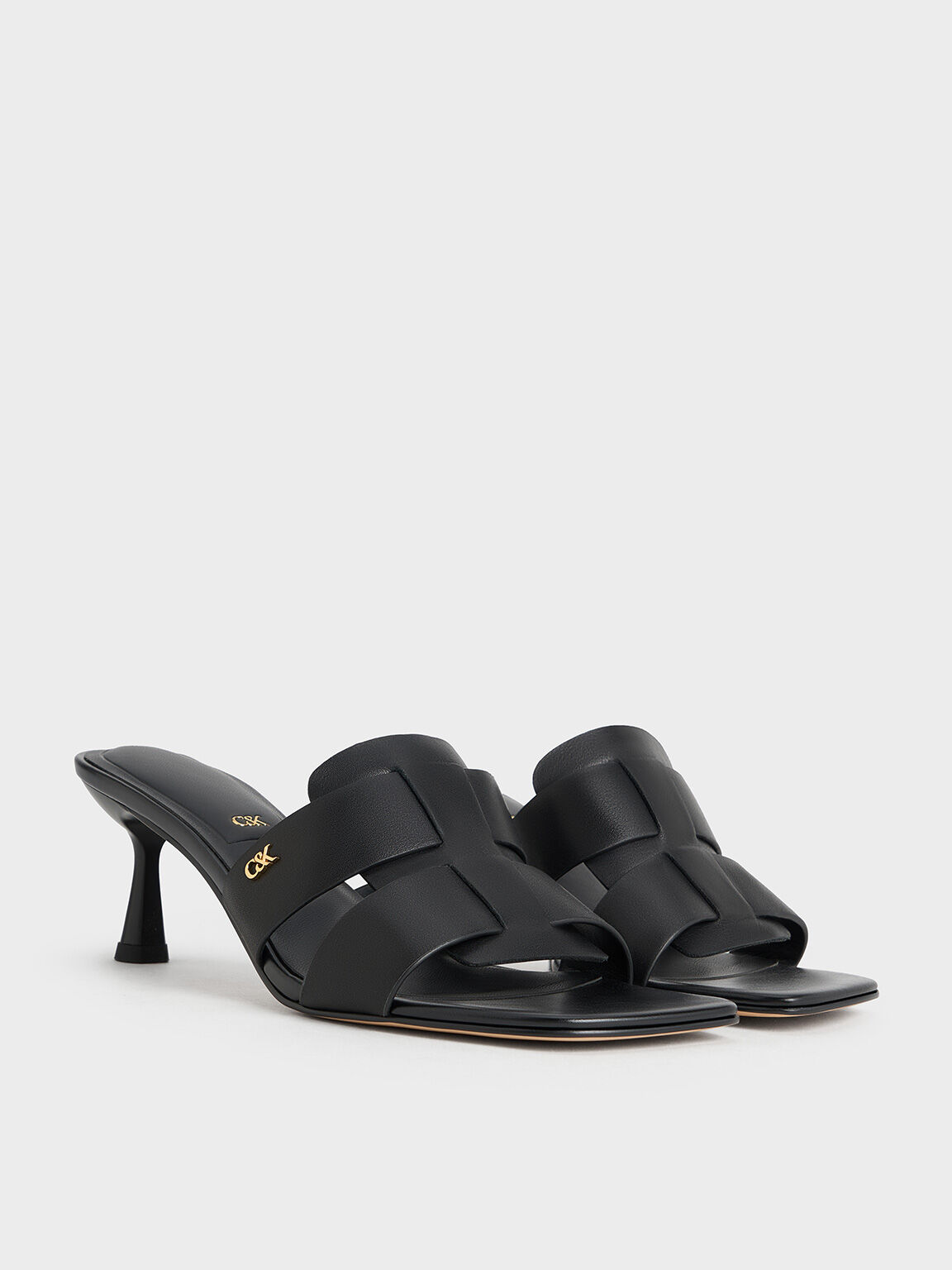 Sepatu Mules Spool Heel Interwoven Leather Trichelle, Black, hi-res