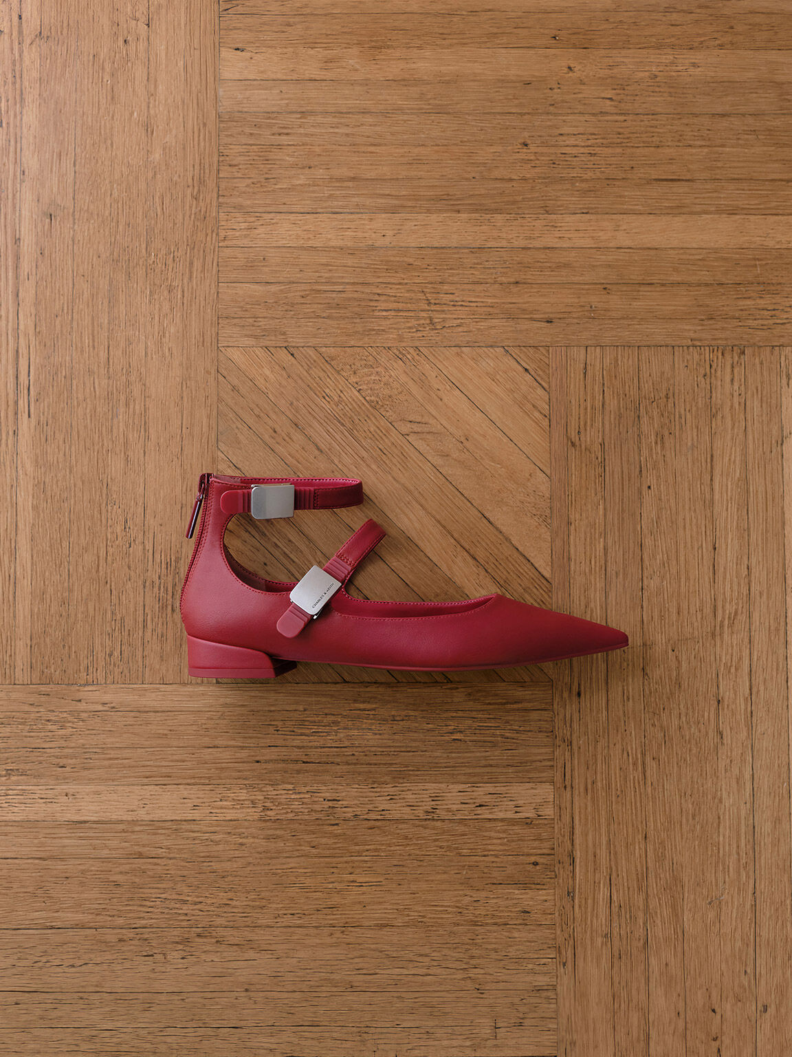 Sepatu Flats Mary Jane Pointed-Toe Robbie, Red, hi-res