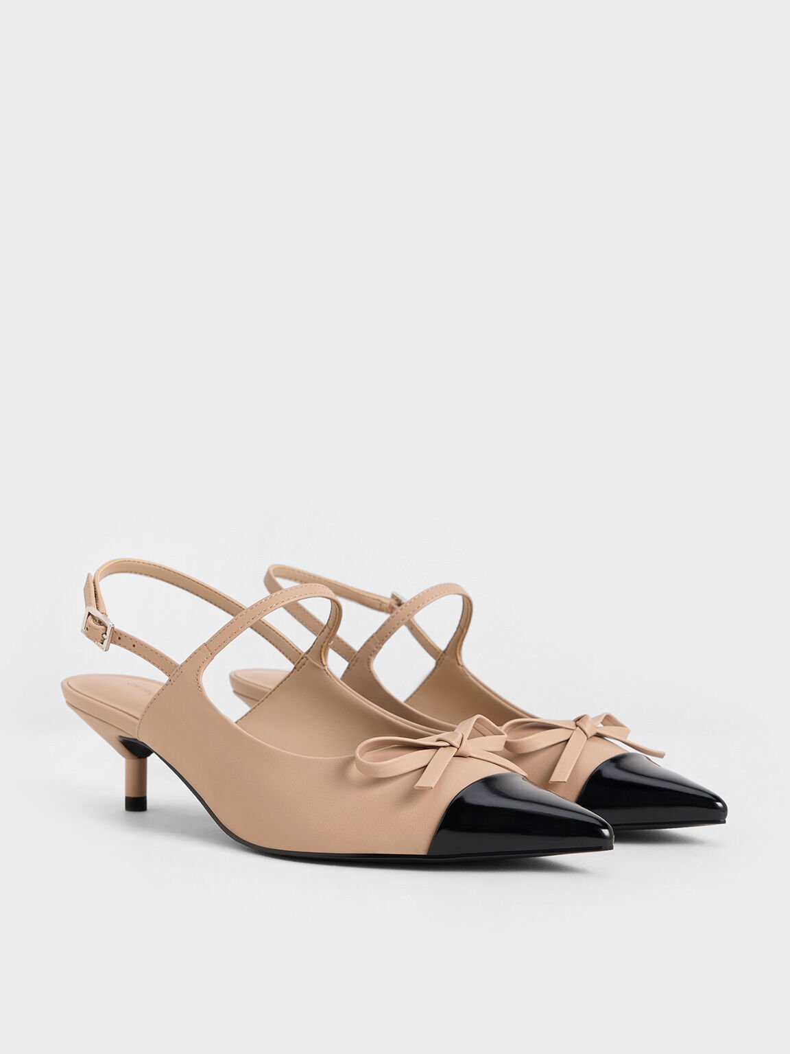 Sepatu Slingback Pumps Kitten-Heel Cap-Toe Bow, Nude, hi-res