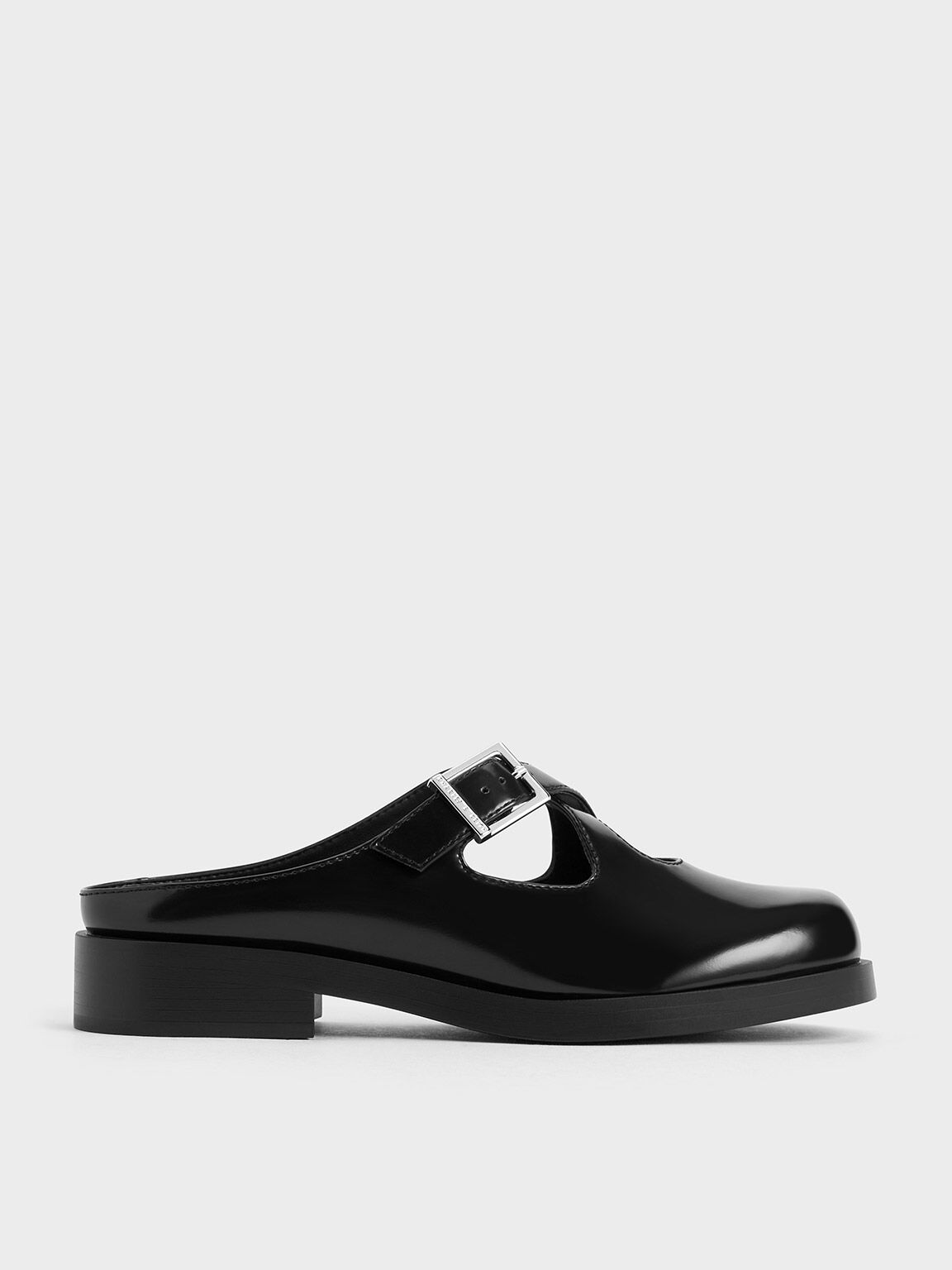 Sandal Flats Slip-On Crossover-Strap Buckled, Black Box, hi-res