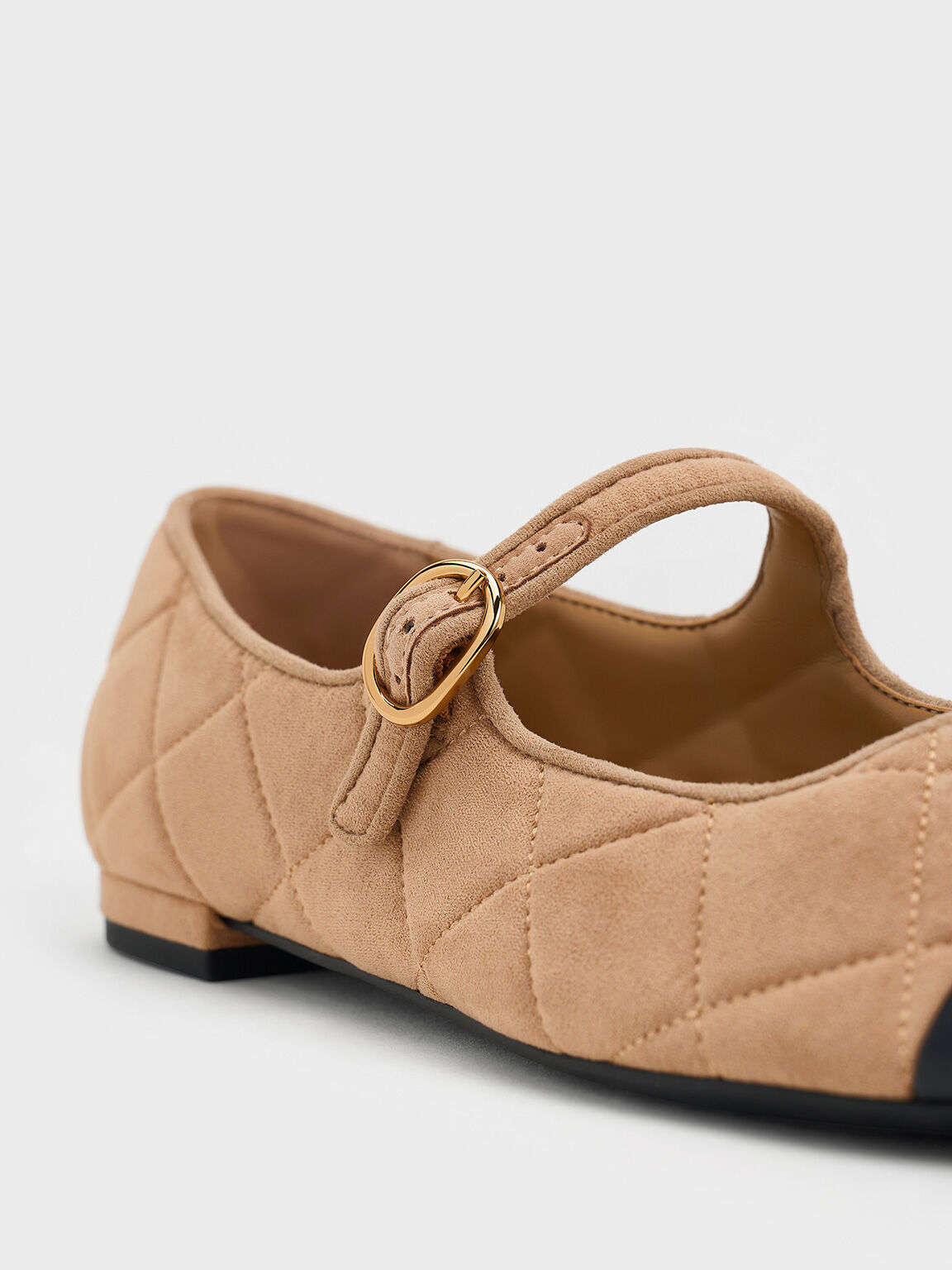 Sepatu Mary Janes Toe-Cap Textured, Beige, hi-res