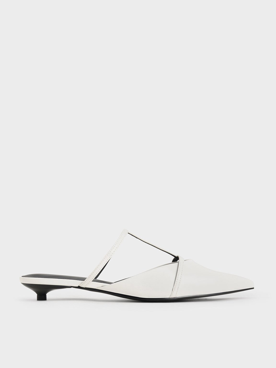 Sepatu Mules Pointed-Toe T-Bar Clara, White, hi-res