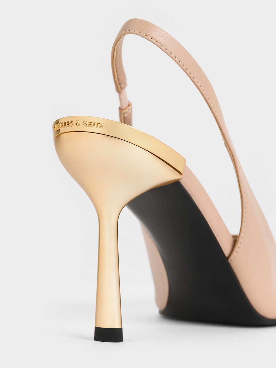 Sepatu Slingback Pumps Pointed-Toe Metallic-Heel, Nude, hi-res