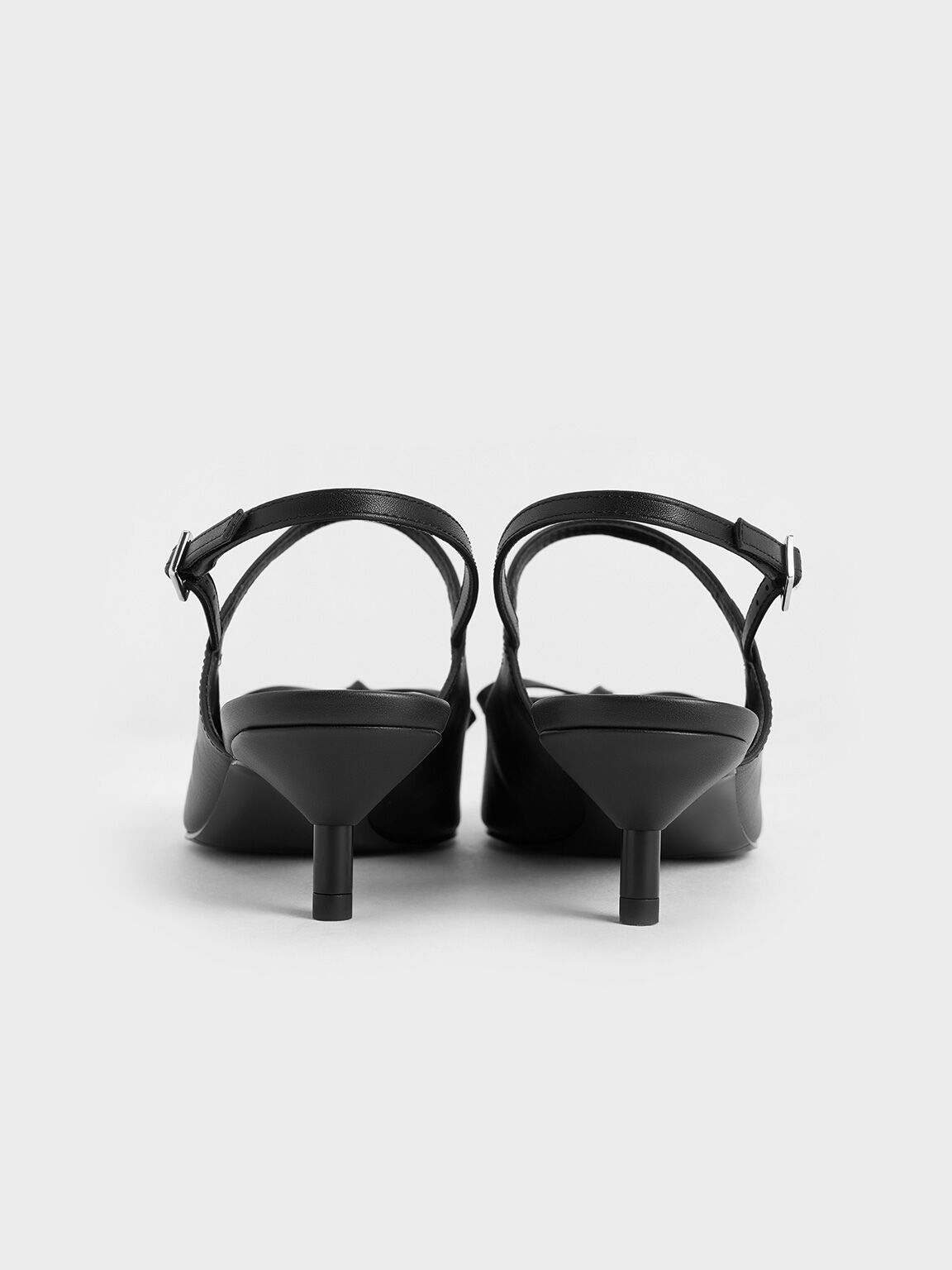 Sepatu Slingback Pumps Kitten-Heel Cap-Toe Bow, Black, hi-res