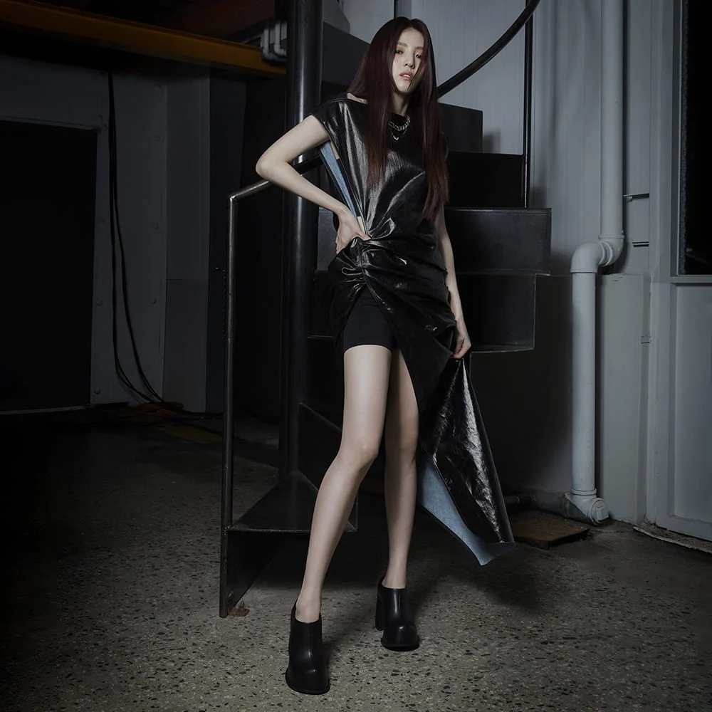 HAN SO HEE WITH THE NEW-SEASON PETRA - CHARLES & KEITH